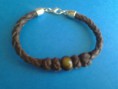 Pulsera de cuero con nudos bola y ojo de tigre